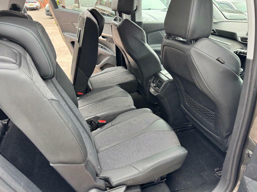 Peugeot 5008 Bluehdi Ss Active Green #23