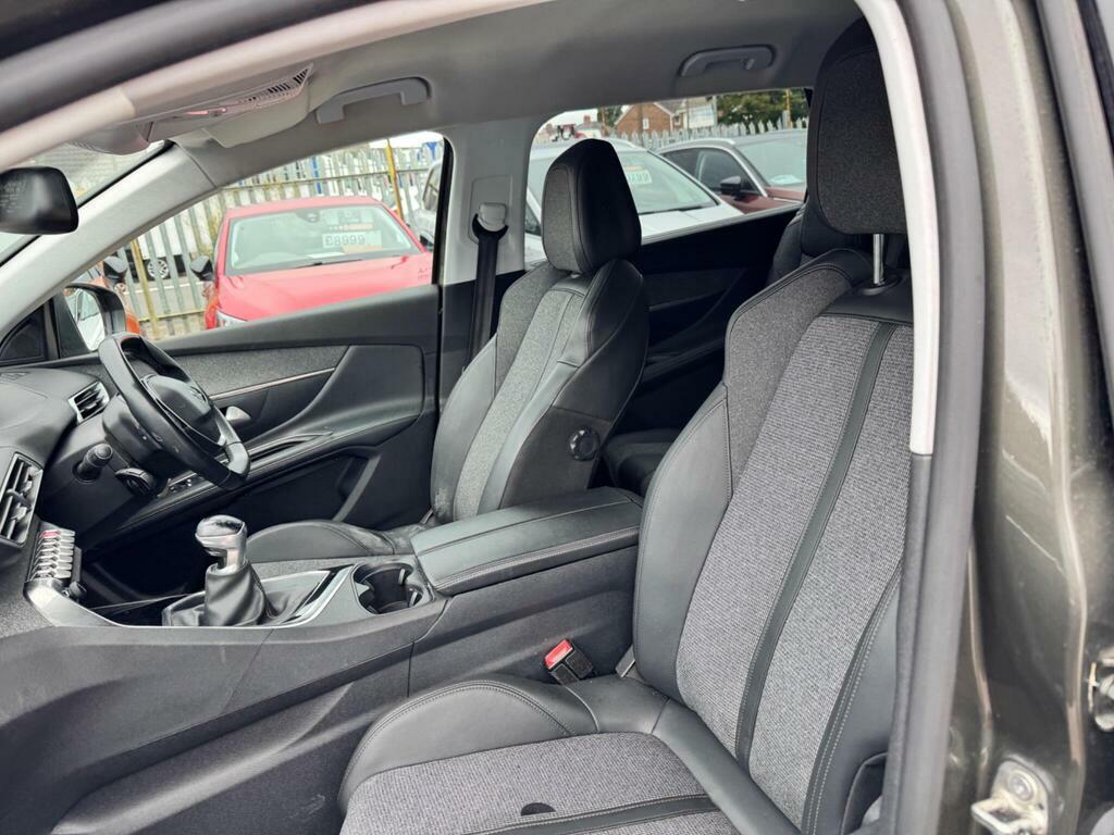 Peugeot 5008 Bluehdi Ss Active Green #30