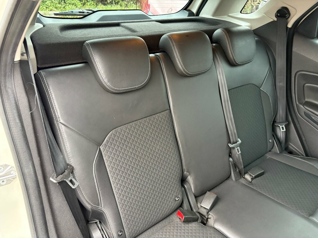Ford Ecosport Titanium Silver #16
