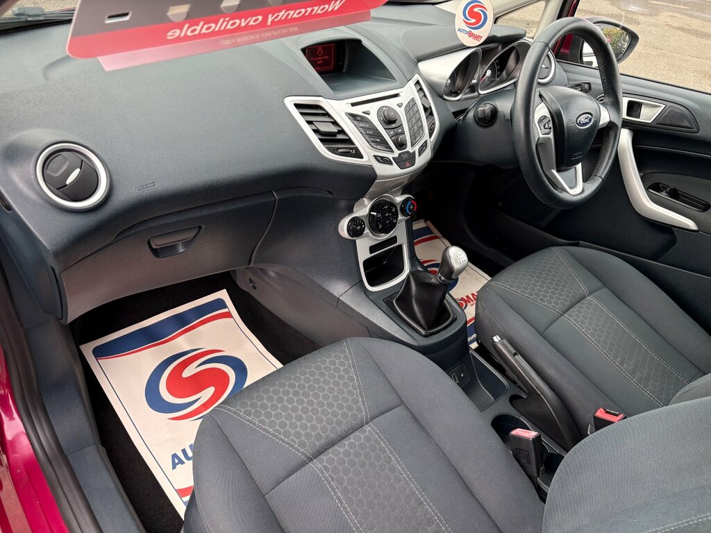 Ford Fiesta Silver #8