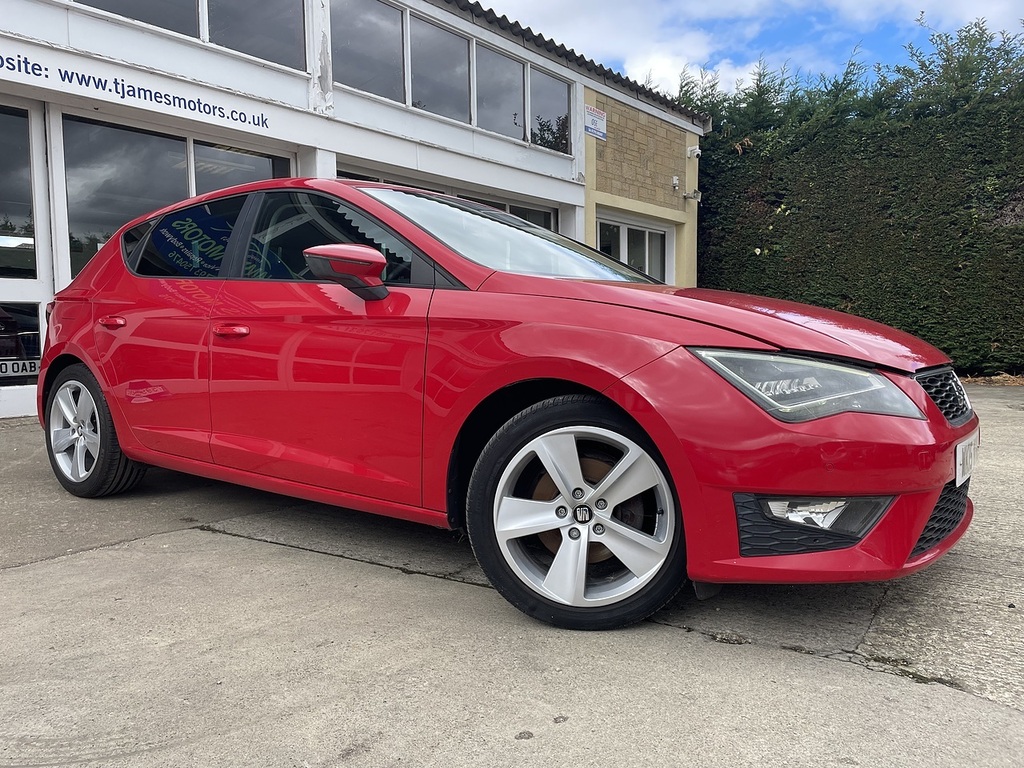 Seat Leon Tsi Act Fr U438 Ulez Red