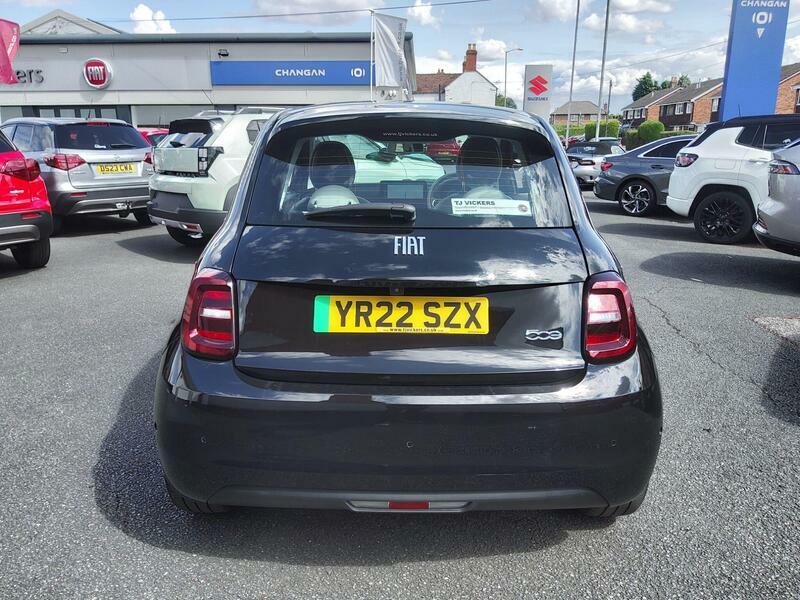 Fiat 500E 42Kwh La Prima Black #6