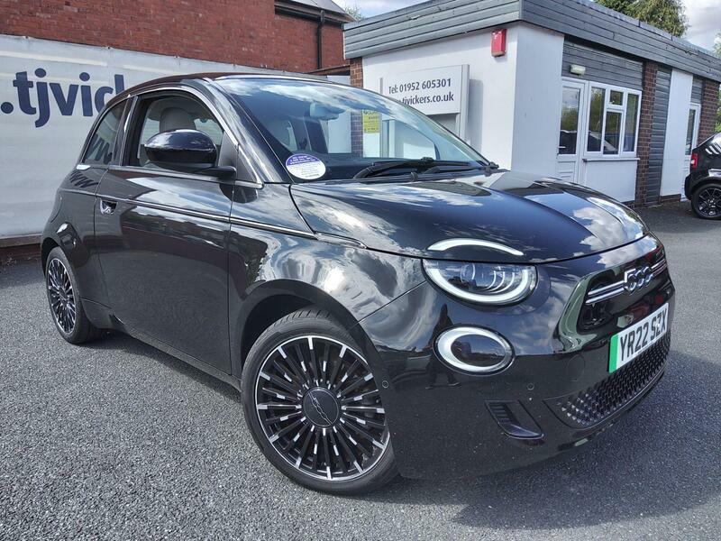 Fiat 500E 42Kwh La Prima Black
