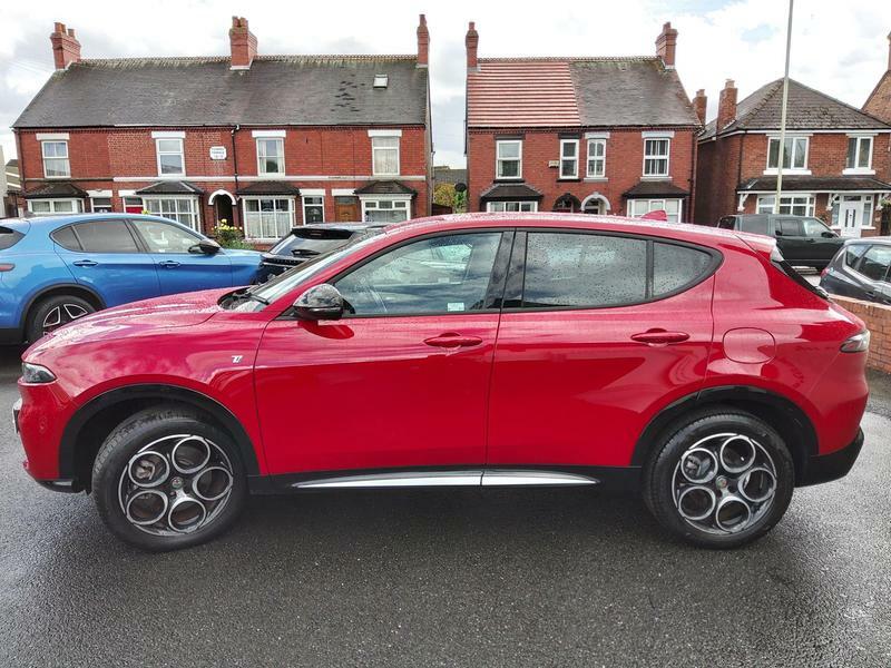 Alfa Romeo Tonale 1.3 Vgt 15.5Kwh Ti Q4 Awd Euro 6 Red #4