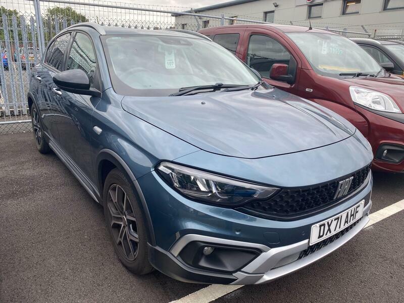 Fiat Tipo 1.0 Cross Euro 6 Ss Blue
