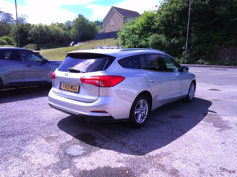 Ford Focus Zetec Tdci Estate Silver #6