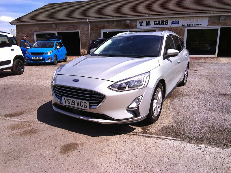 Ford Focus Zetec Tdci Estate Silver #2