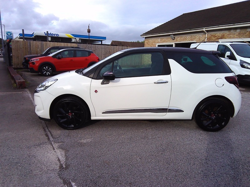 DS DS 3 Bluehdi Performance Line S White #4
