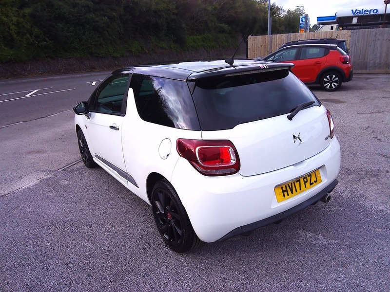 DS DS 3 Bluehdi Performance Line S White #6