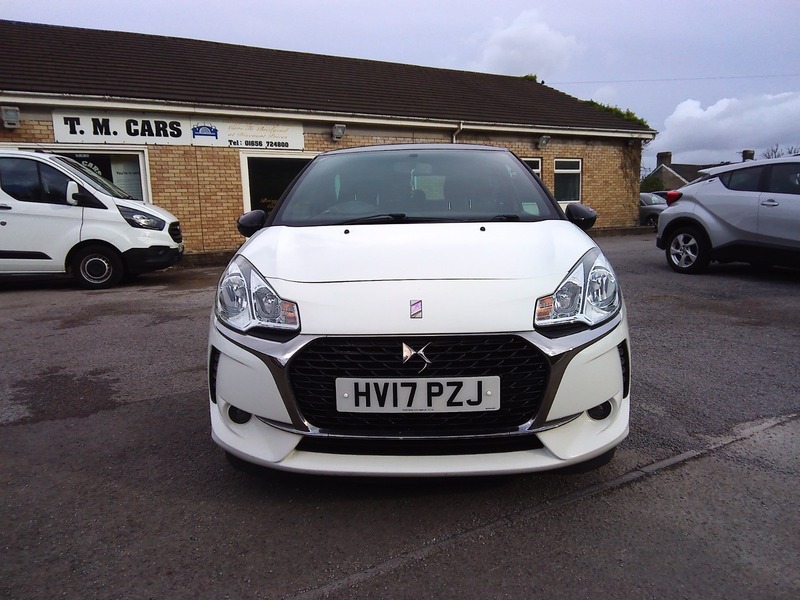 DS DS 3 Bluehdi Performance Line S White #2