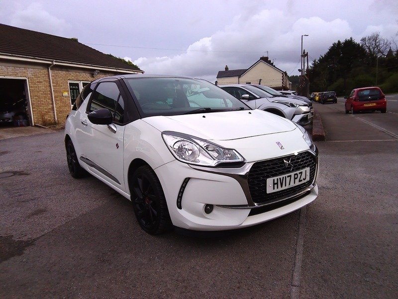 DS DS 3 Bluehdi Performance Line S White #3