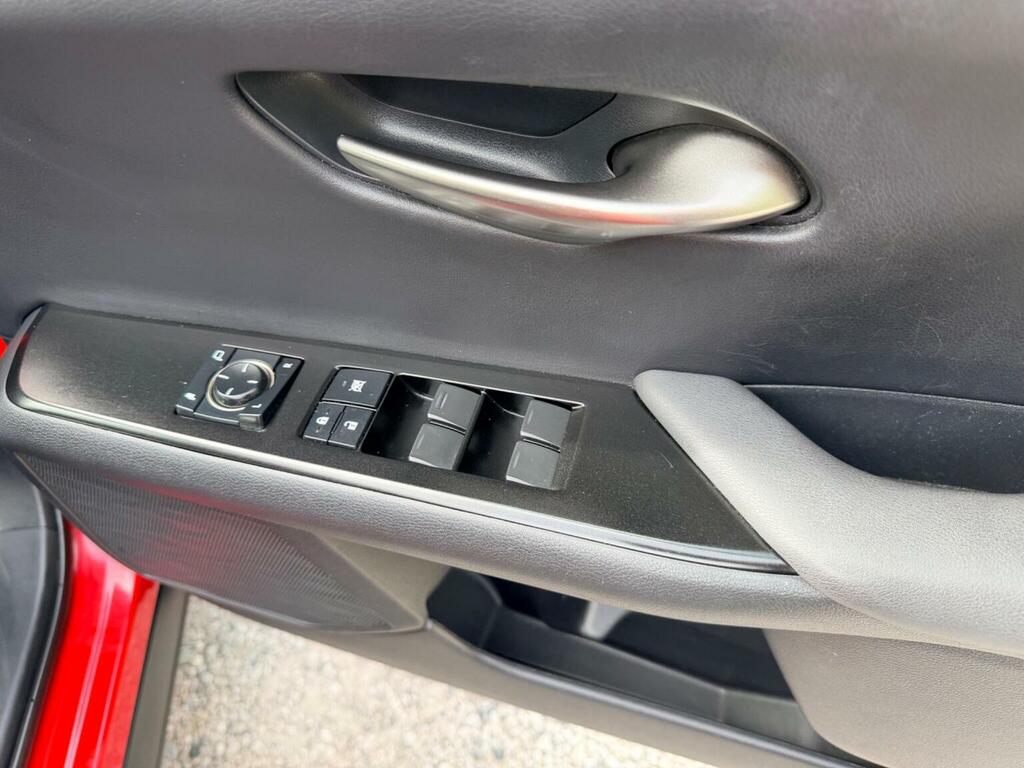 Lexus UX Ux 250H 4X2 Cvt Red #34