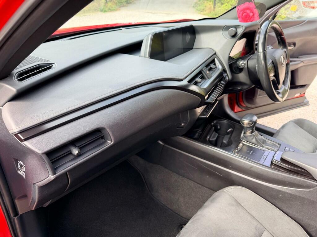 Lexus UX Ux 250H 4X2 Cvt Red #10