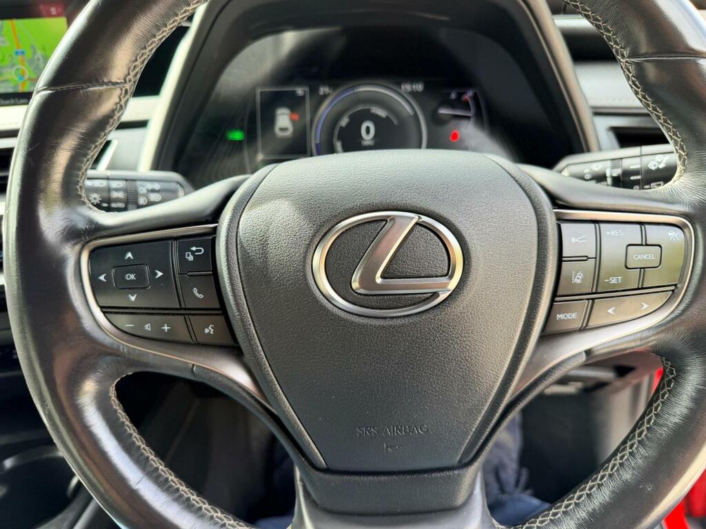 Lexus UX Ux 250H 4X2 Cvt Red #50