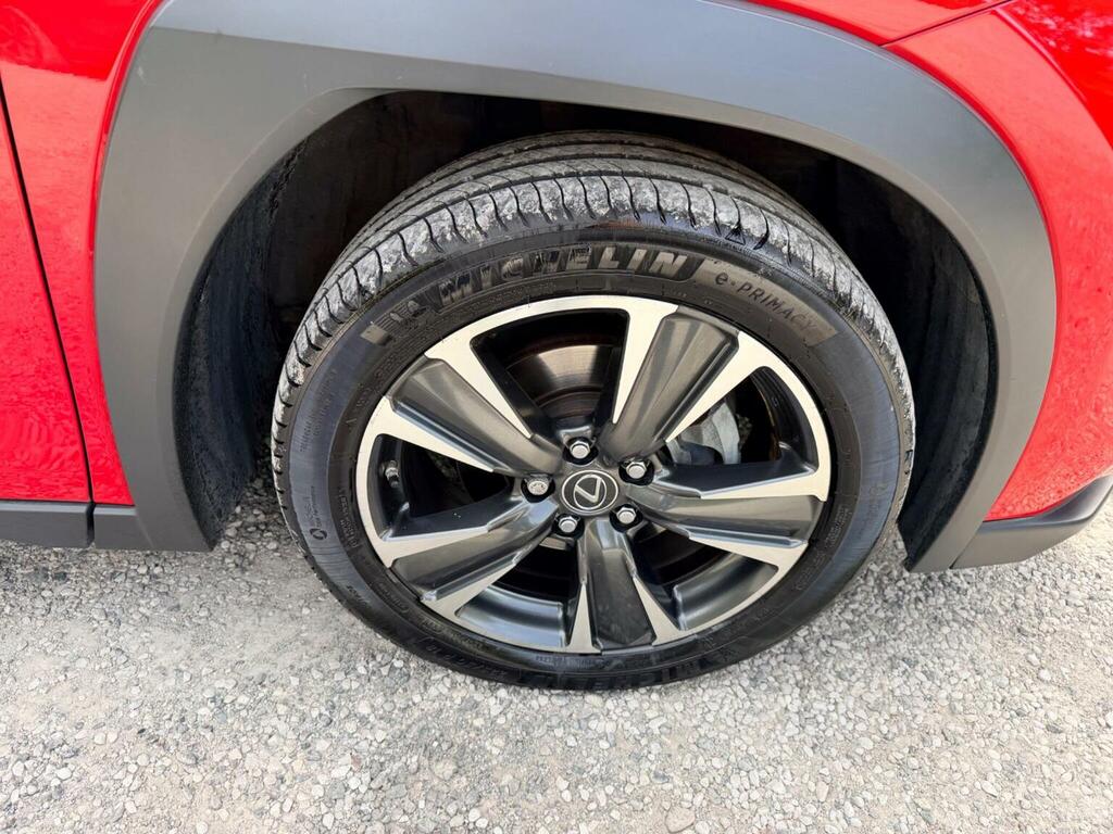 Lexus UX Ux 250H 4X2 Cvt Red #38