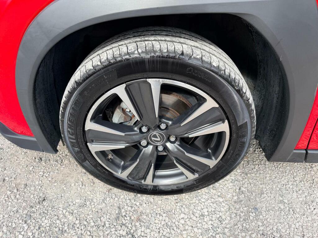 Lexus UX Ux 250H 4X2 Cvt Red #37