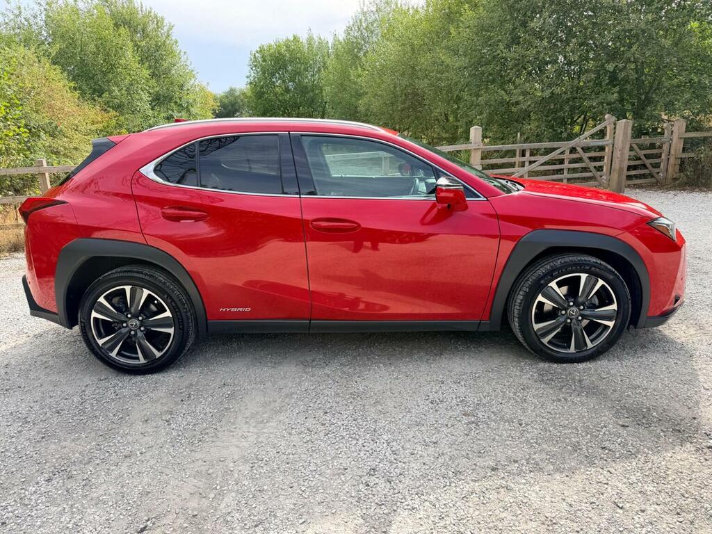 Lexus UX Ux 250H 4X2 Cvt Red #8