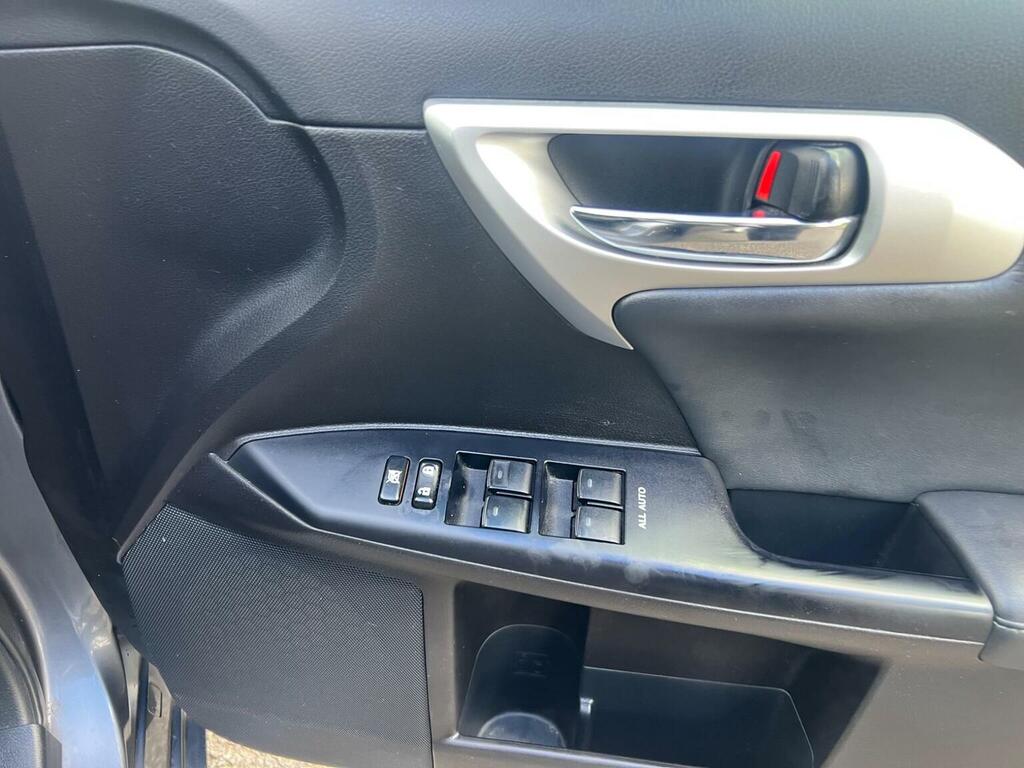 Lexus CT 1.8L 200H Se-l 136 Bhp Black #21