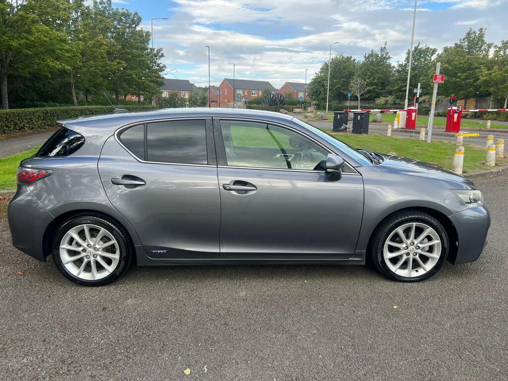 Lexus CT 1.8L 200H Se-l 136 Bhp Black #10