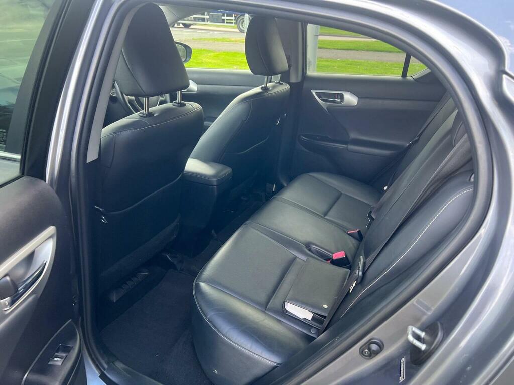 Lexus CT 1.8L 200H Se-l 136 Bhp Black #17