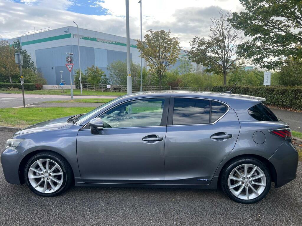 Lexus CT 1.8L 200H Se-l 136 Bhp Black #8