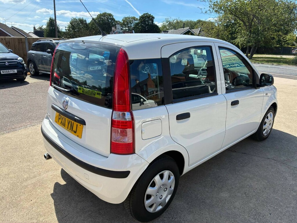 Fiat Panda 1.2 69 Active Hatchback White #4