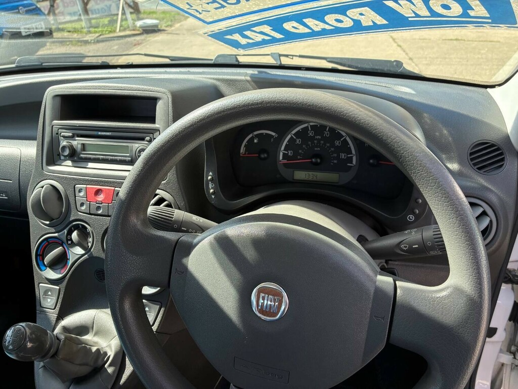 Fiat Panda Active Black #7