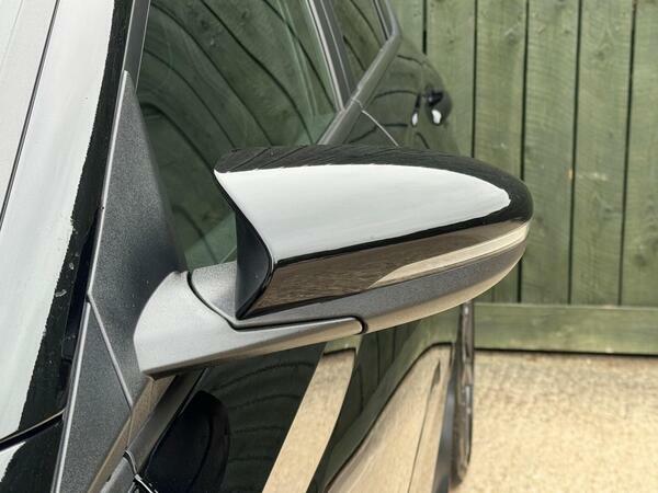 Hyundai I20 Hatchback Yellow #37
