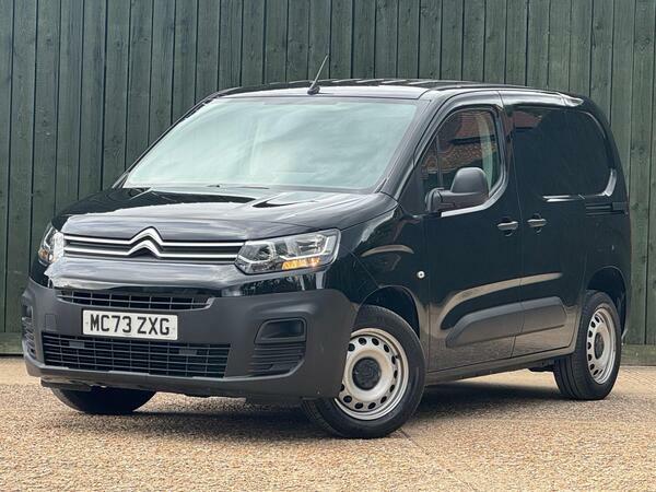 Citroen Berlingo Mpv White #3