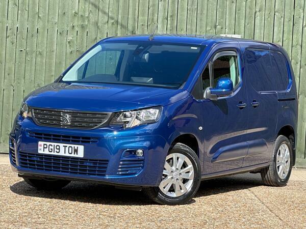 Peugeot Partner 1.5 Bluehdi 1000 Asphalt Standard Panel Van Eat8 S Blue #4