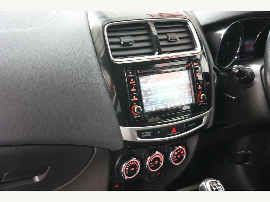 Mitsubishi ASX 1.6 Zc-m White #18