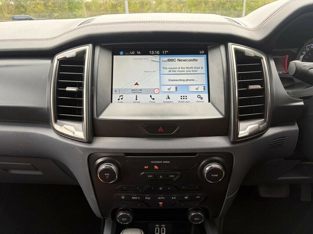 Ford Ranger 3.2L Wildtrak White #22