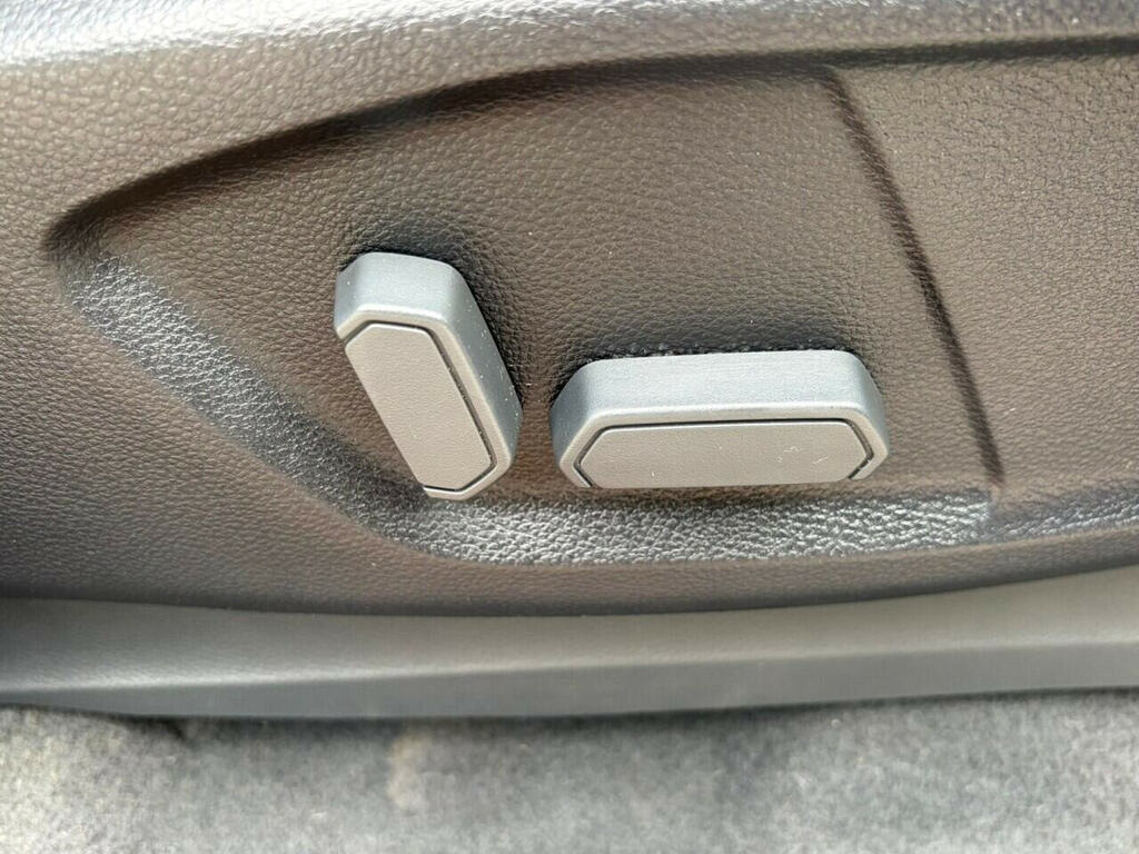 Ford Ranger 3.2L Wildtrak White #21