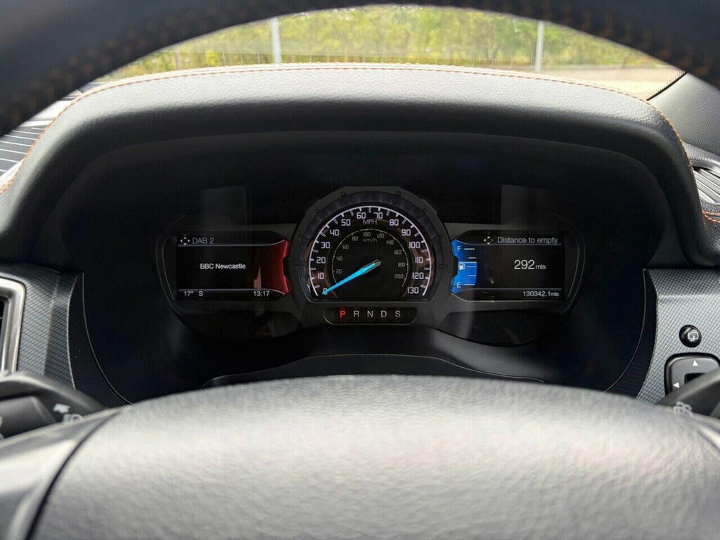 Ford Ranger 3.2L Wildtrak White #28