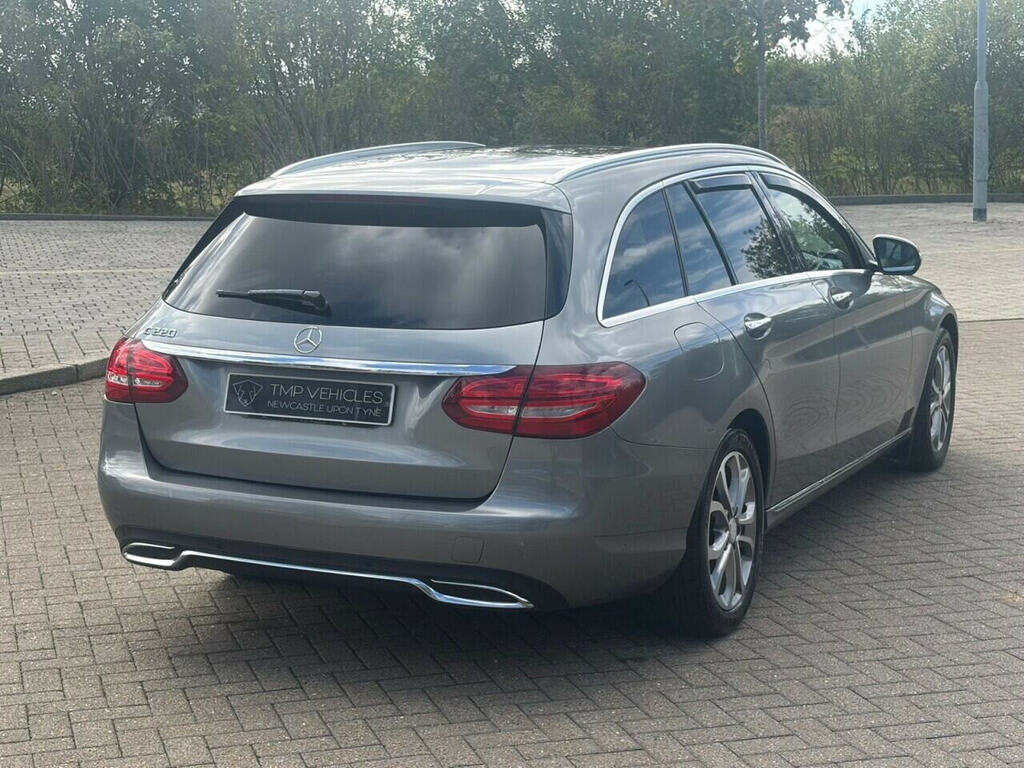 Mercedes-Benz C Class Coupe White #7