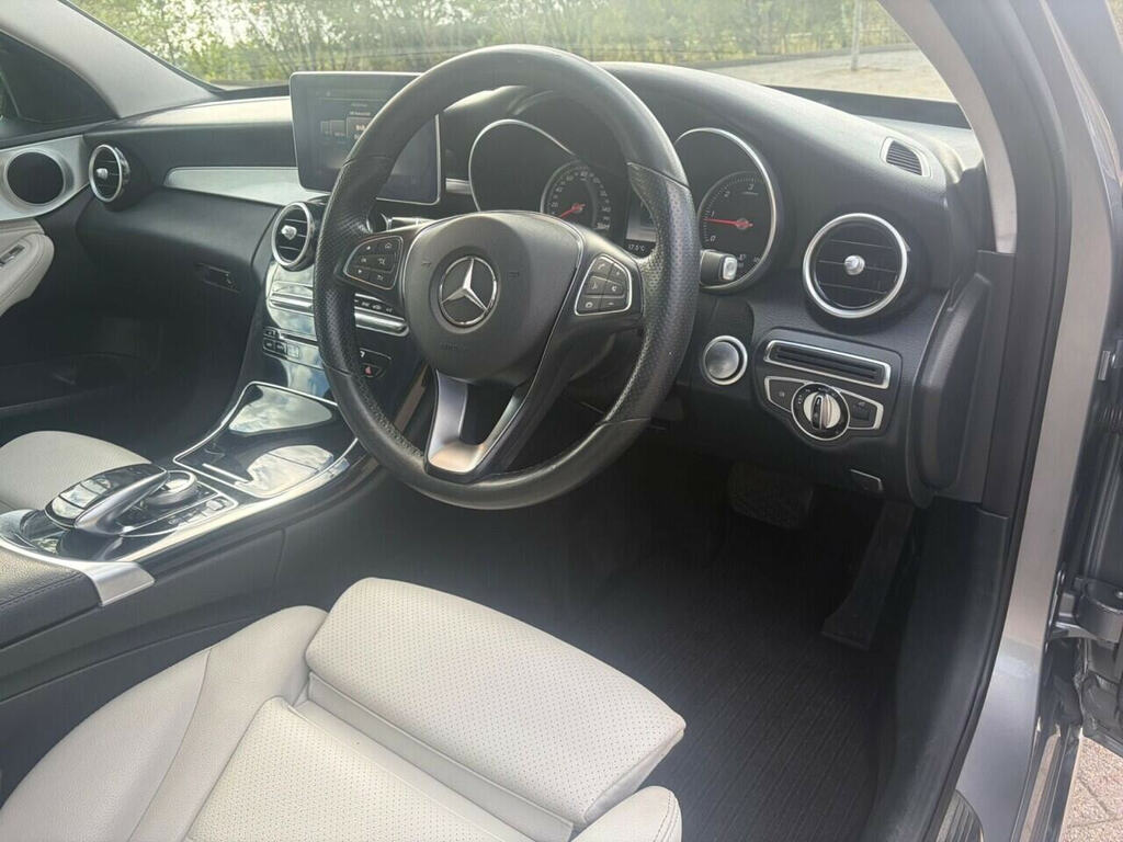 Mercedes-Benz C Class Coupe White #16