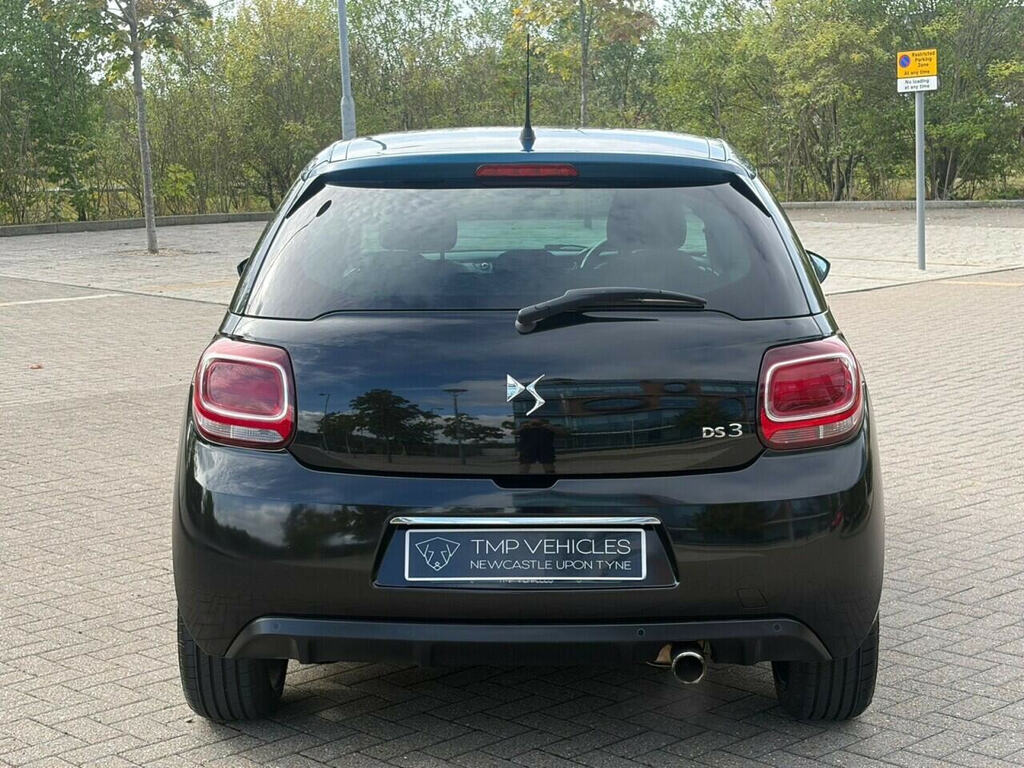 DS DS 3 1.2 Puretech Elegance Hatchback Black #4