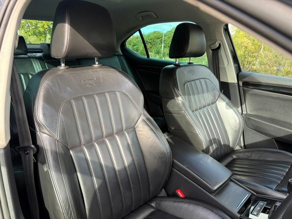 Skoda Superb 1.6 Tdi Cr S Dsg Silver #10