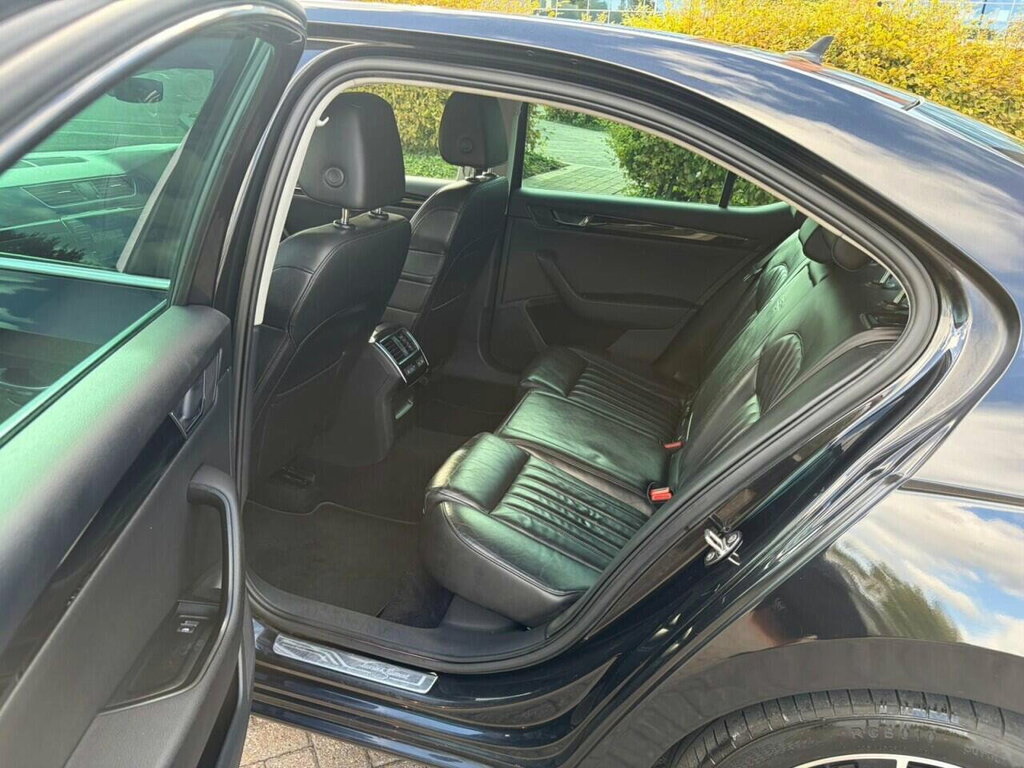 Skoda Superb 1.6 Tdi Cr S Dsg Silver #18