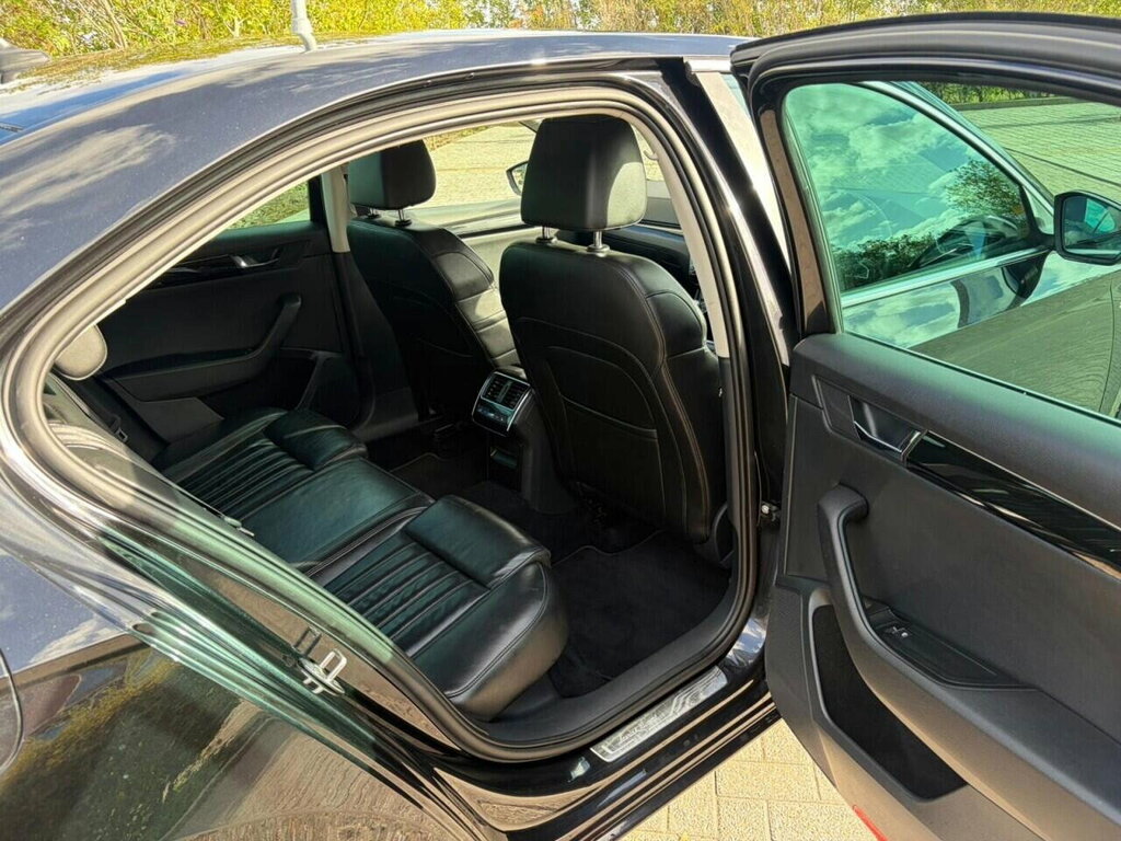 Skoda Superb 1.6 Tdi Cr S Dsg Silver #13