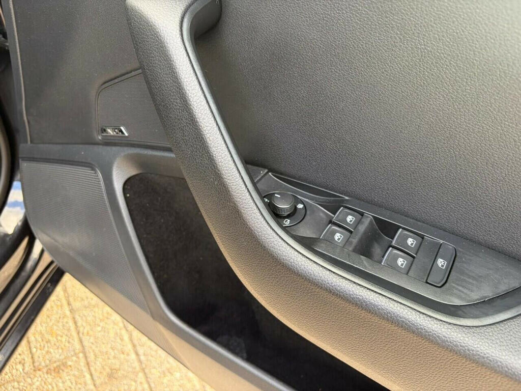 Skoda Superb 1.6 Tdi Cr S Dsg Silver #12