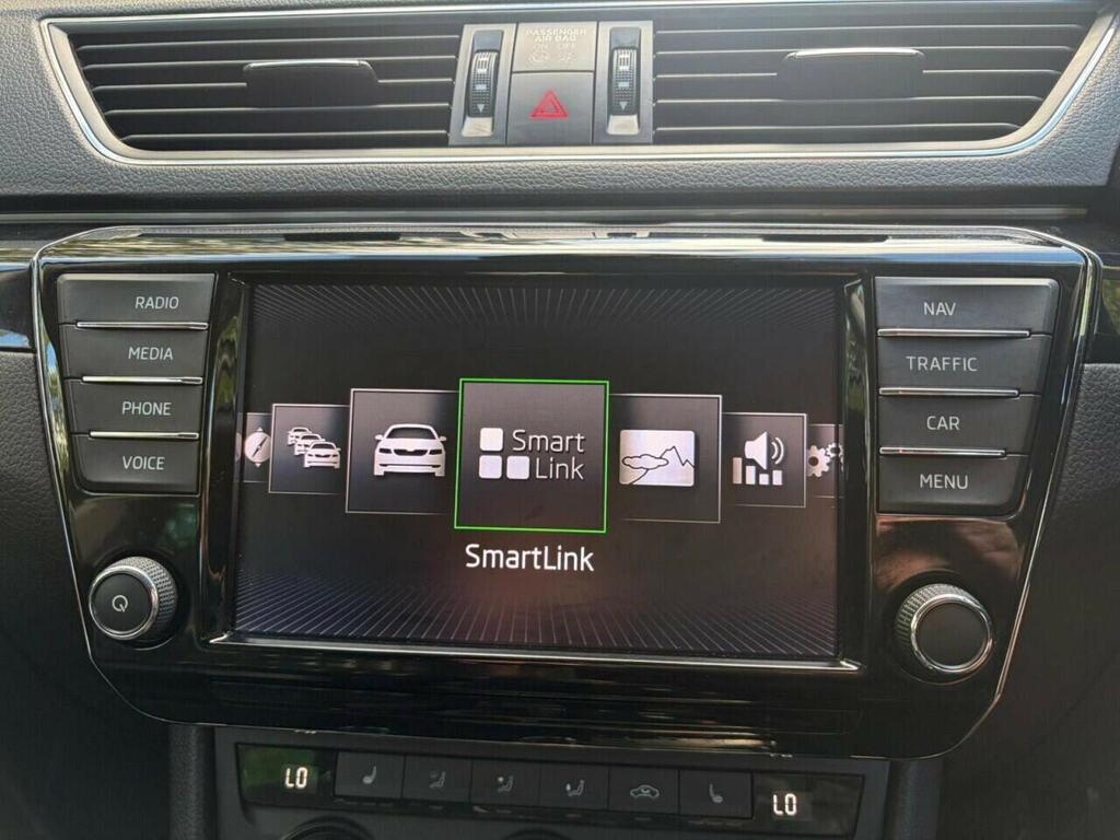 Skoda Superb 1.6 Tdi Cr S Dsg Silver #23