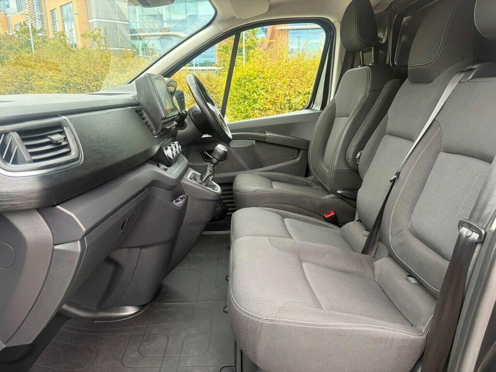 Renault Trafic Ll30 Blue Dci 130 Business Van Lwb Grey #20