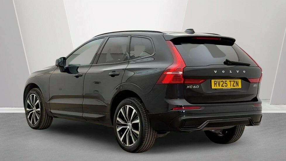 Volvo XC60 2.0 B5p Ultra Dark Awd Geartronic #3