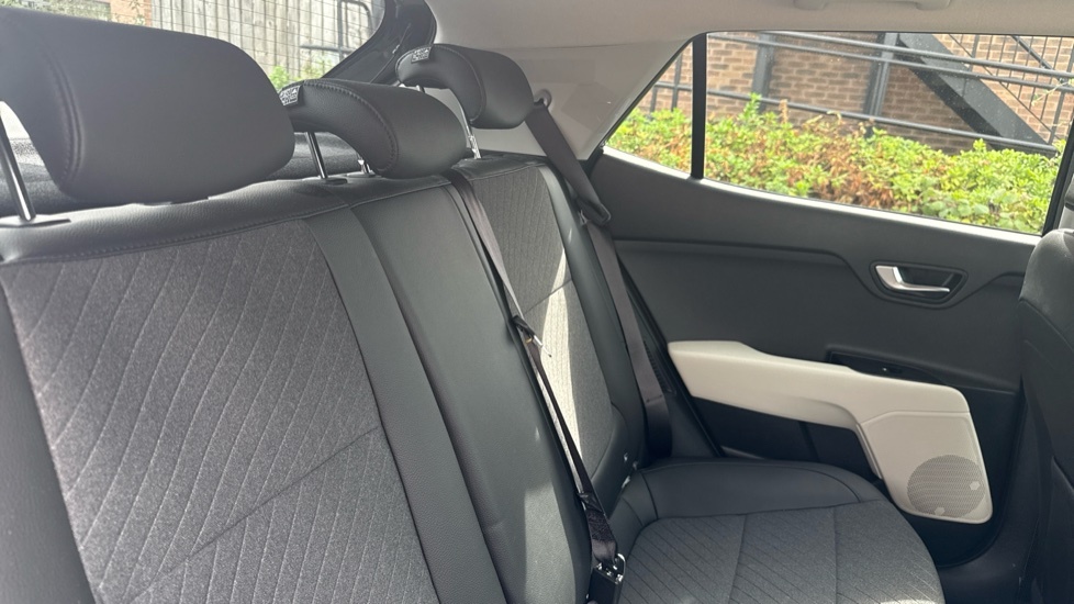 Kia Stonic 1.0 T-gdi Dct Mhev Gt-line Black #18