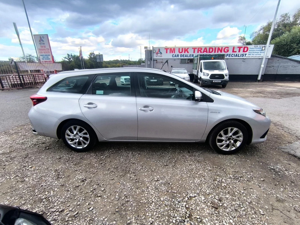 Toyota Auris 1.8 Hybrid 201565 Business Edition Tou Silver #6