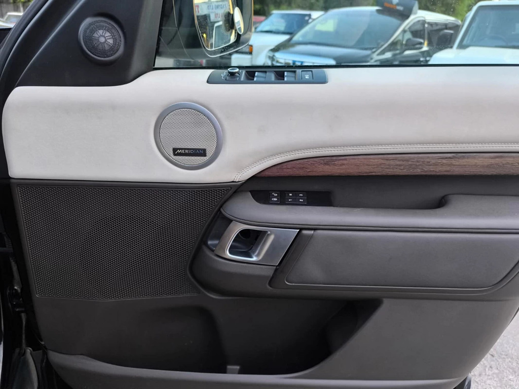 Land Rover Discovery Luxury Hse Td6 4Wd #34