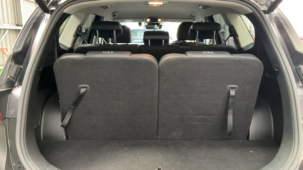 Hyundai Santa Fe Ultimate Black #11