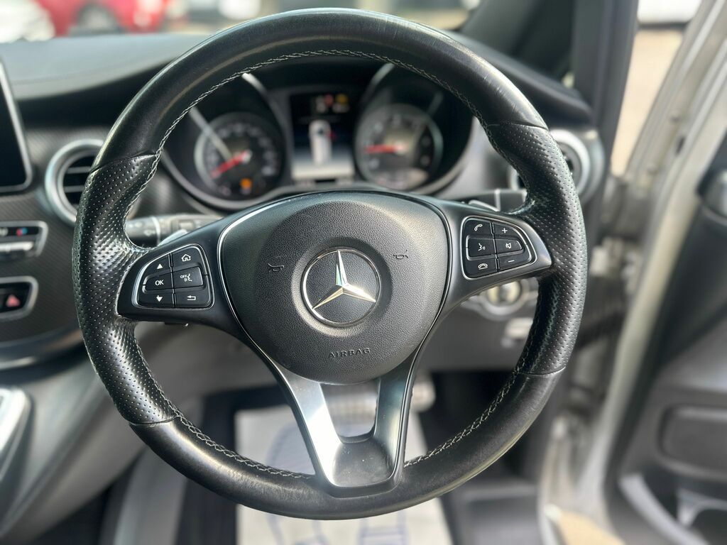 Mercedes-Benz V Class V Class 111 Cdi  #15