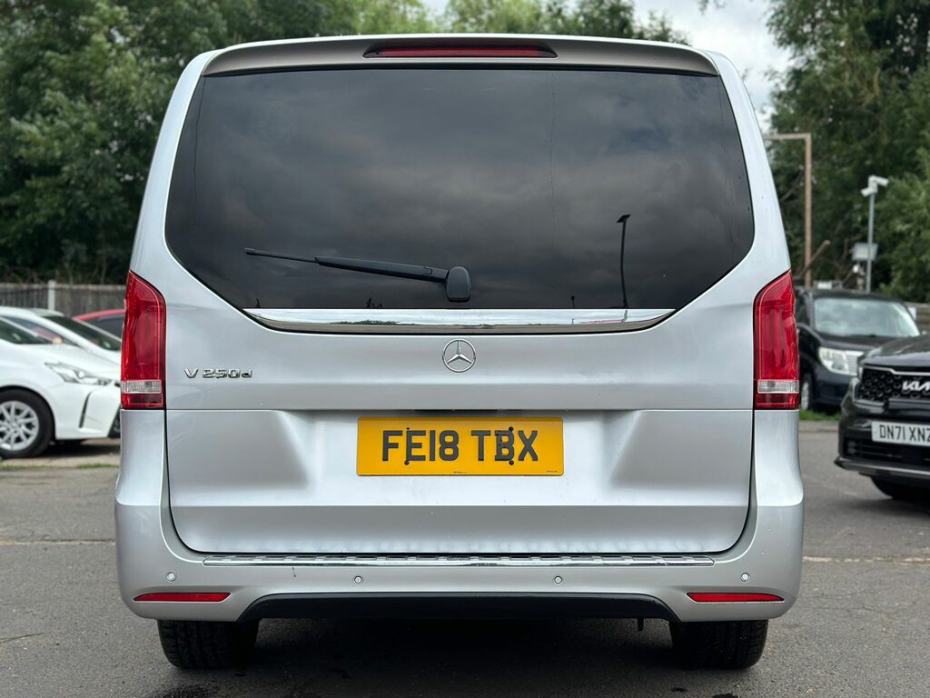 Mercedes-Benz V Class V Class 111 Cdi  #7